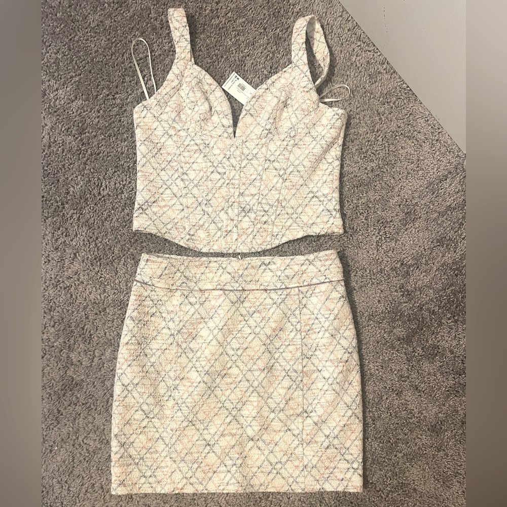 Brand new never worn going out outfit in tweed ! Multi colored- paid $180